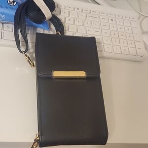Elegant Black Crossbody Bag